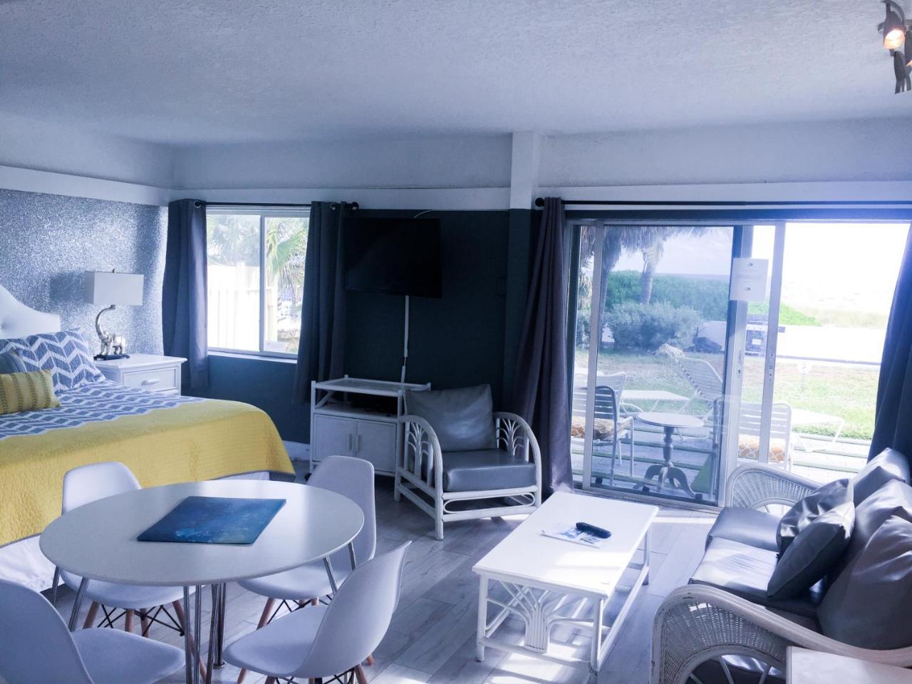 פומפנו ביץ' Coral Tides Resort מראה חיצוני תמונה
