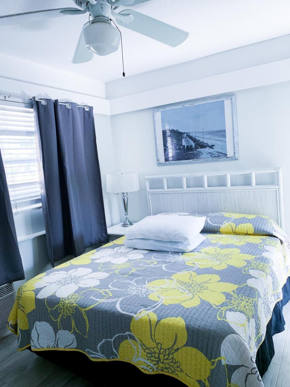 פומפנו ביץ' Coral Tides Resort מראה חיצוני תמונה