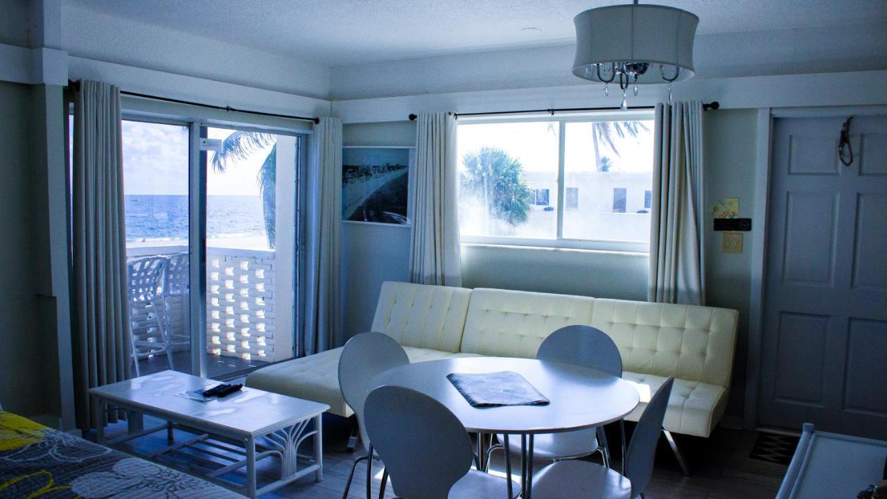 פומפנו ביץ' Coral Tides Resort מראה חיצוני תמונה