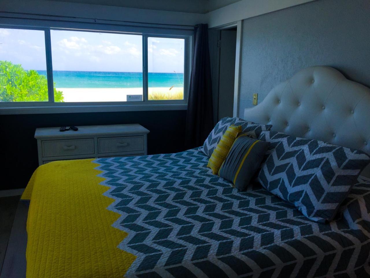 פומפנו ביץ' Coral Tides Resort מראה חיצוני תמונה